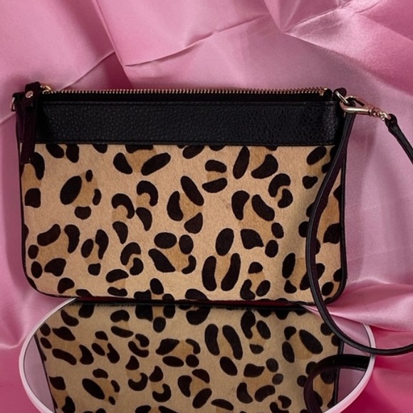 Kate Spade Lolly Calf Hair Animal Print Wristlet - Picture 2 of 8